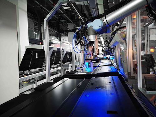 加大創(chuàng)新向高質(zhì)量發(fā)展邁進 趁政策東風長虹全面加速數(shù)字化轉(zhuǎn)型